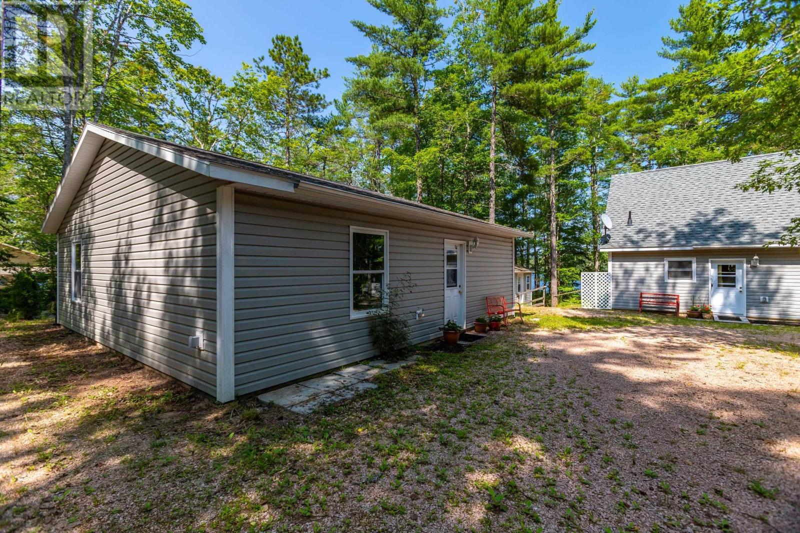 226 Chipman Lane, Waterloo Lake, Nova Scotia  B0S 1P0 - Photo 11 - 202405644