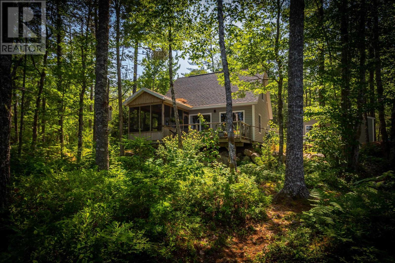 226 Chipman Lane, Waterloo Lake, Nova Scotia  B0S 1P0 - Photo 3 - 202405644