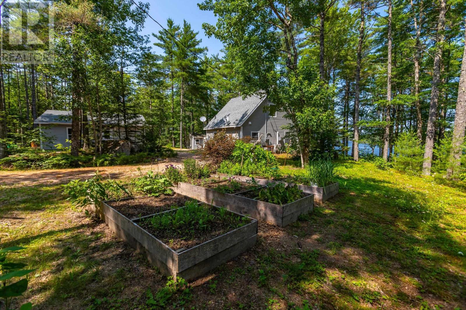 226 Chipman Lane, Waterloo Lake, Nova Scotia  B0S 1P0 - Photo 9 - 202405646