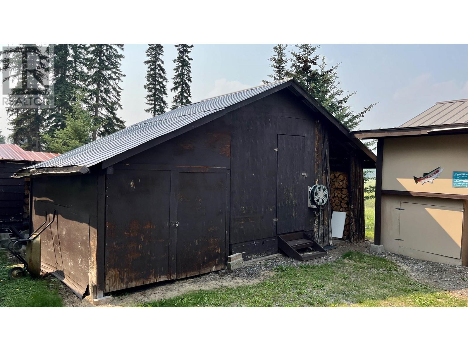 7155 Nath Road, Sheridan Lake, British Columbia  V0K 1X1 - Photo 7 - R2863806