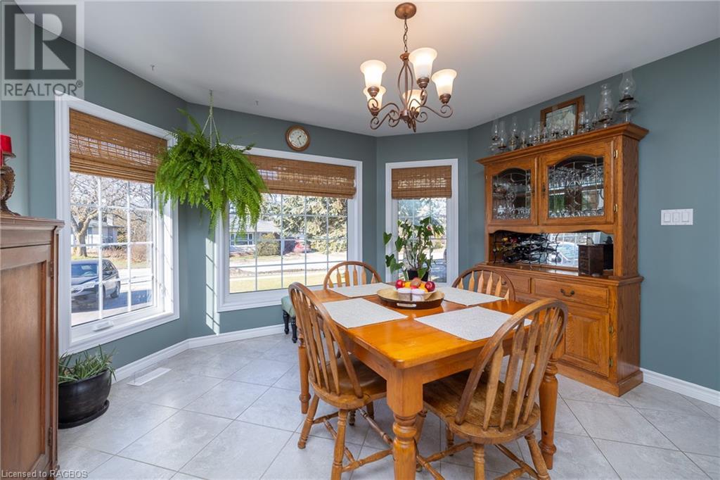 247 Penetangore Row, Kincardine, Ontario  N2Z 2P5 - Photo 15 - 40562843