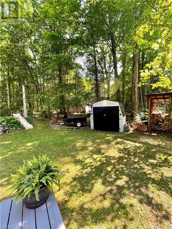 250 Thompson Avenue, Saugeen Indian Reserve #29, Ontario  N0H 2G0 - Photo 38 - 40556156