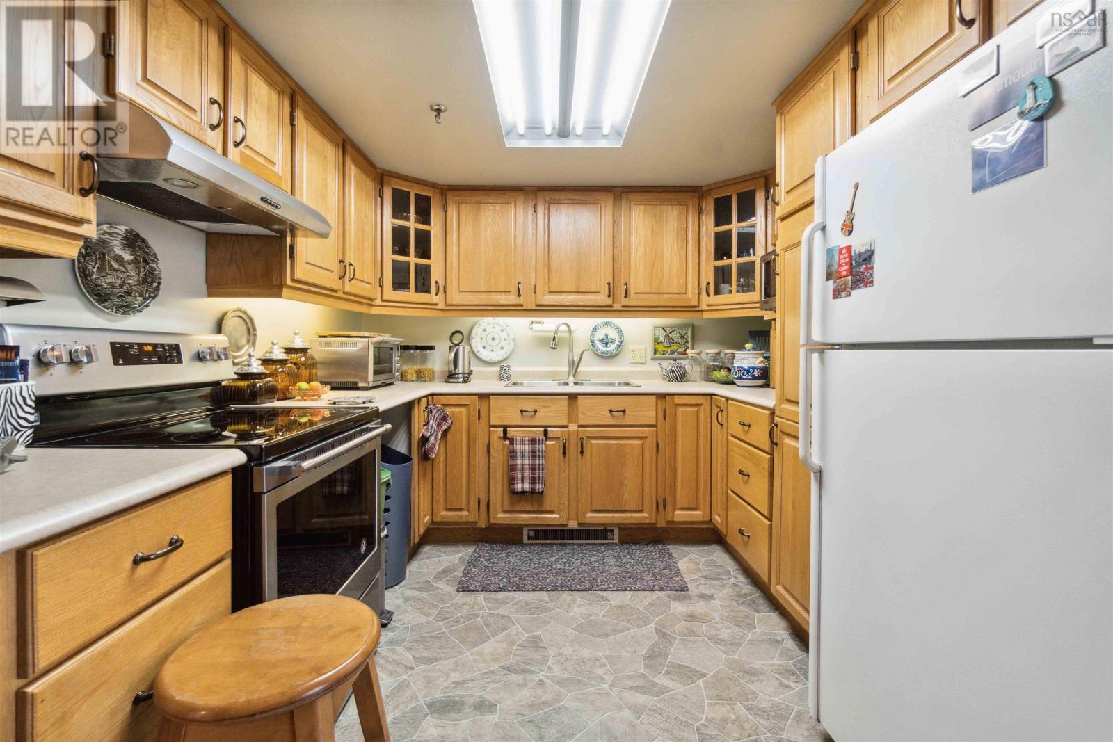 Th6 1 Prince Street, Dartmouth, Nova Scotia  B2Y 4L3 - Photo 9 - 202405650