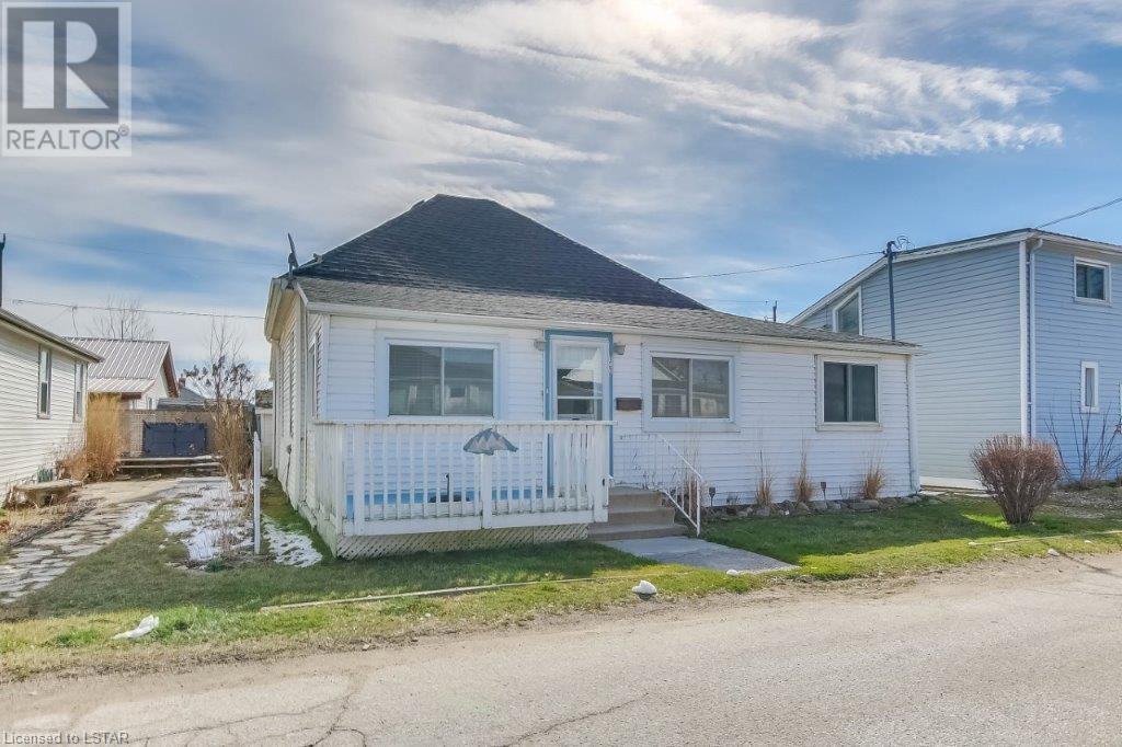 137 Bessie Street, Port Stanley, Ontario  N5L 1E1 - Photo 19 - 40563114