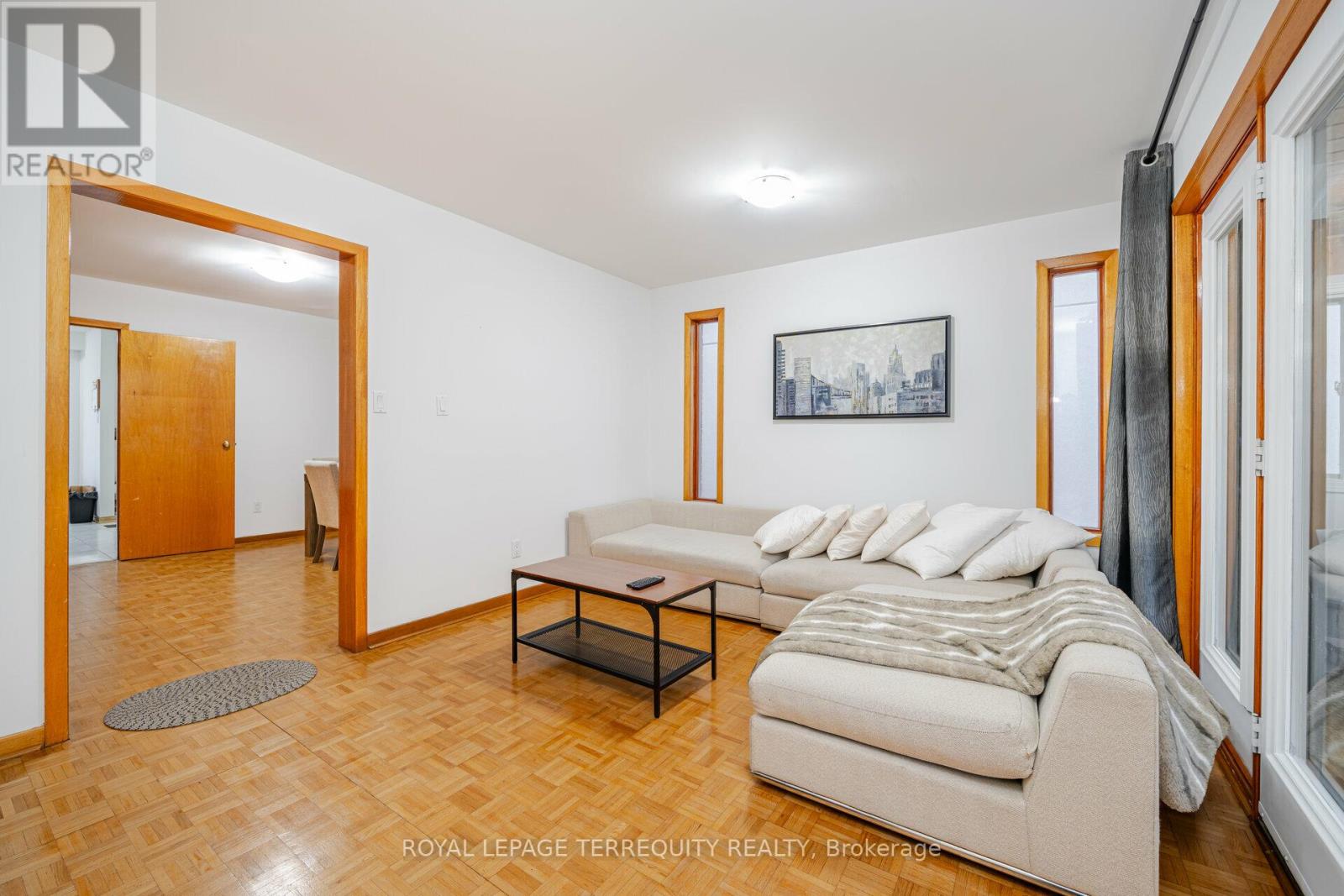 3a Humber Hill Ave, Toronto, Ontario  M6S 4R9 - Photo 13 - W8177608