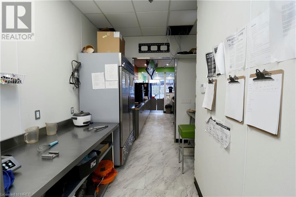 509 Commissioners Road W Unit# A25, London, Ontario  N6J 1Y5 - Photo 13 - 40559817