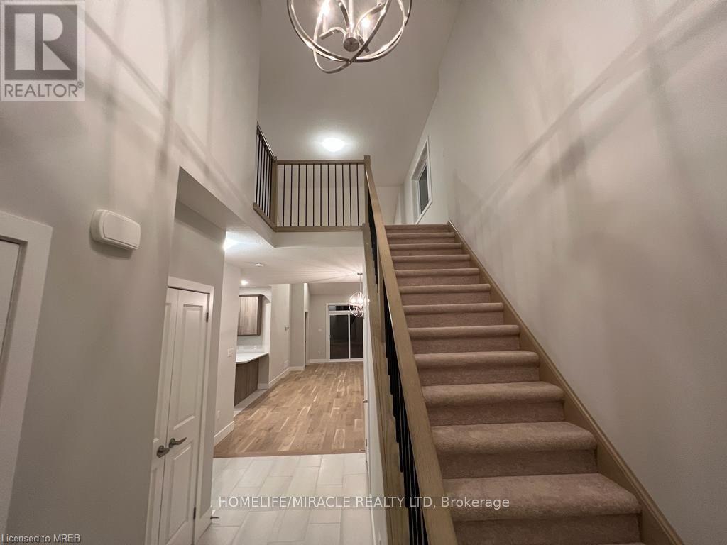 2007 Evans Boulevard Boulevard, London, Ontario  M6M 0H8 - Photo 1 - 40556122