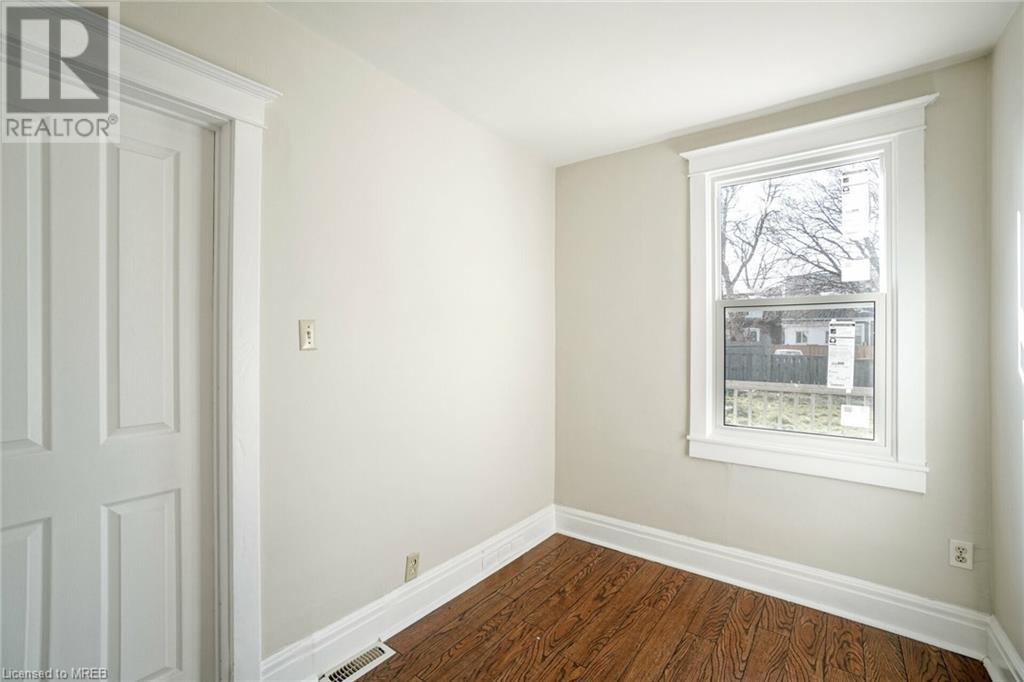 217 Grosvenor Avenue N, Hamilton, Ontario  L8L 7T1 - Photo 6 - 40555396