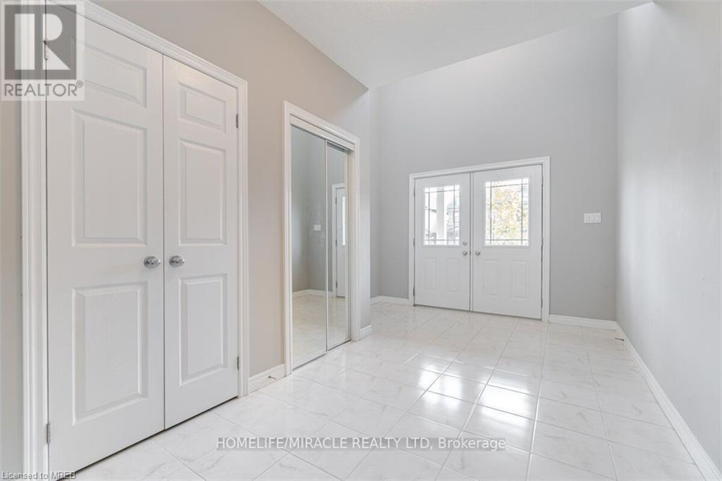 28 Everton Drive Drive, Guelph, Ontario  N1E 0R9 - Photo 2 - 40555119