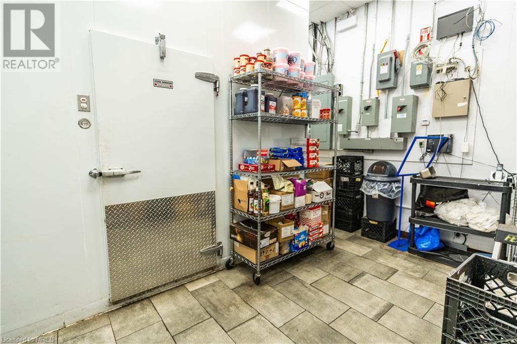 572 King Street Unit# 4, Waterloo, Ontario  N2L 6L3 - Photo 30 - 40554009