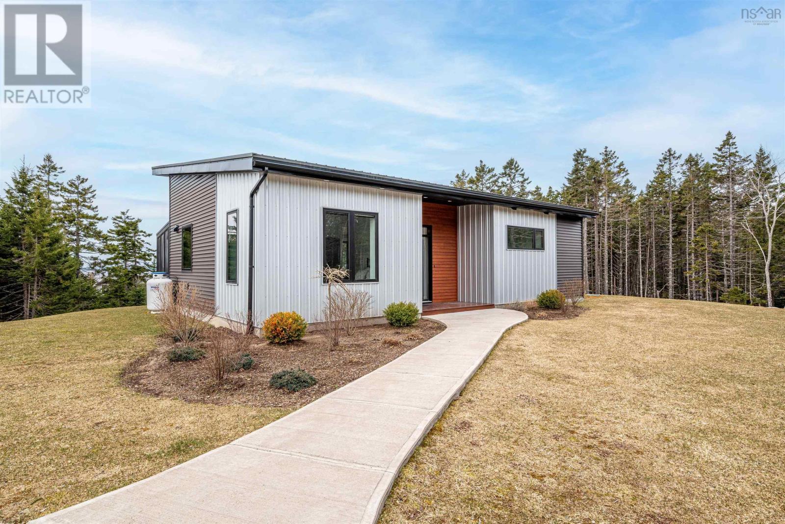 271 Masons Point Road, Head Of St. Margarets Bay, Nova Scotia  B3Z 1Z9 - Photo 1 - 202405678