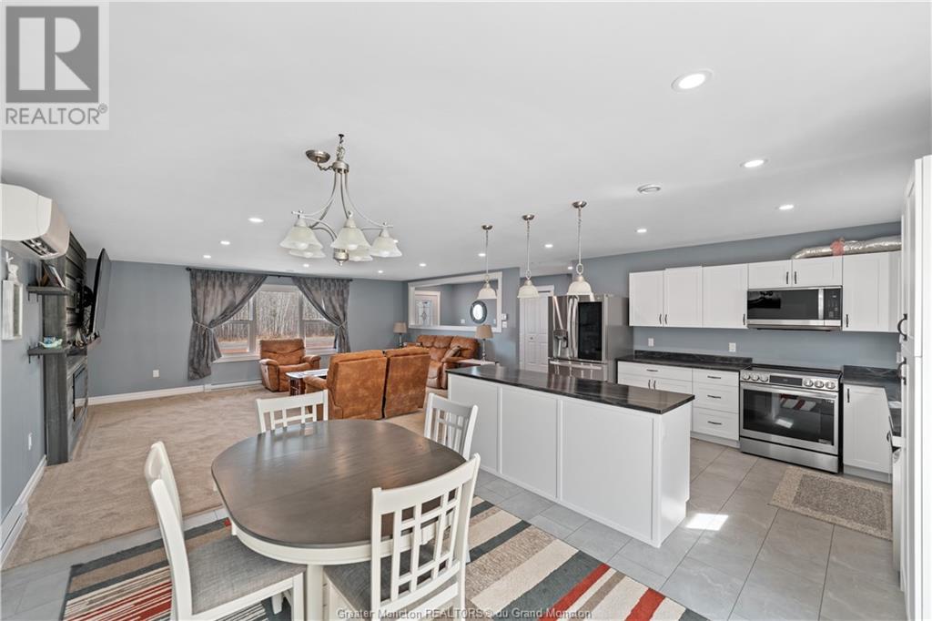 8 Carmel Crt, Trois Ruisseaux, New Brunswick  E4N 0G2 - Photo 11 - M158279