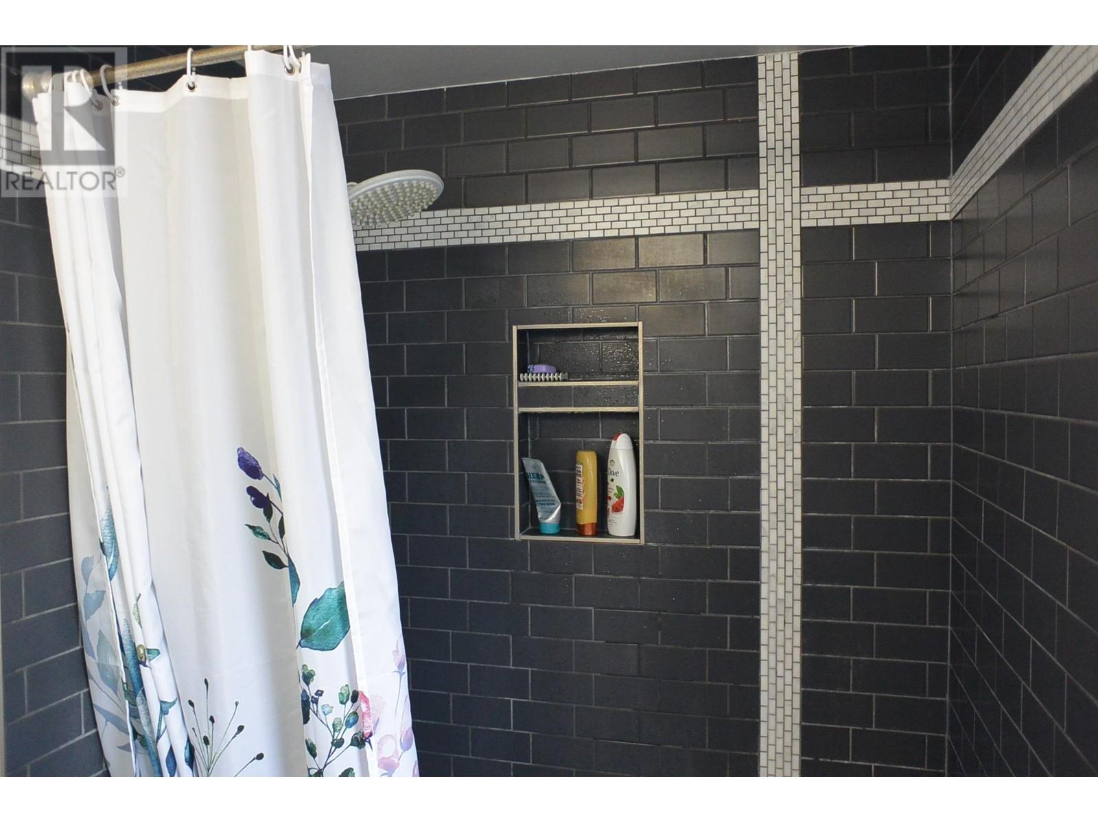 557 Mclean Street, Quesnel, British Columbia  V2J 2P5 - Photo 18 - R2863834