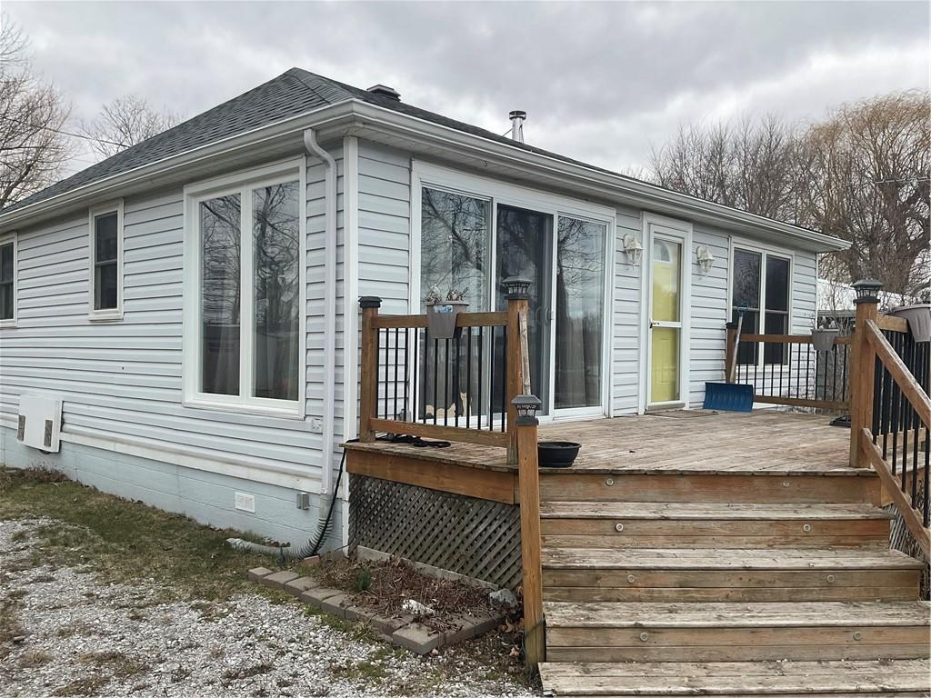 325 Bluewater Parkway, Haldimand County, Ontario  N0A 1P0 - Photo 2 - H4189206