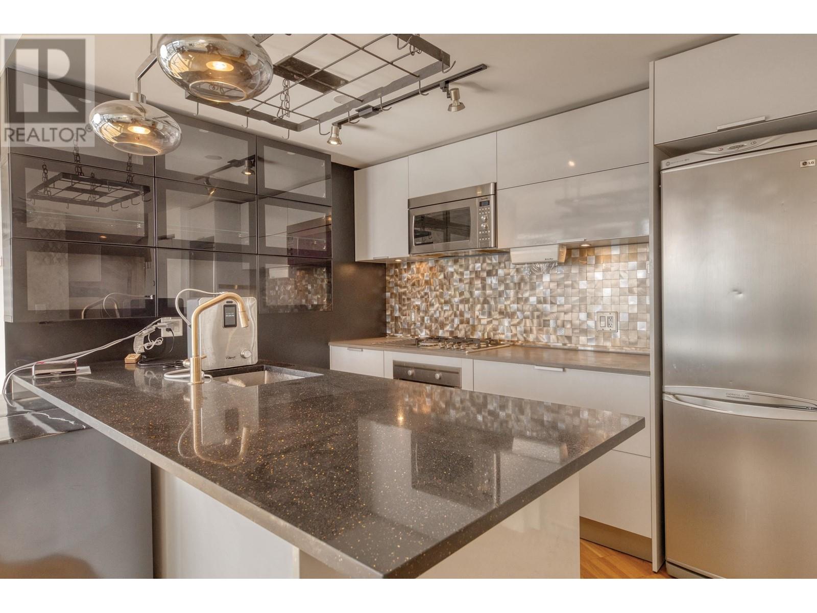 3408 128 W Cordova Street, Vancouver, British Columbia  V6B 0E6 - Photo 10 - R2863857