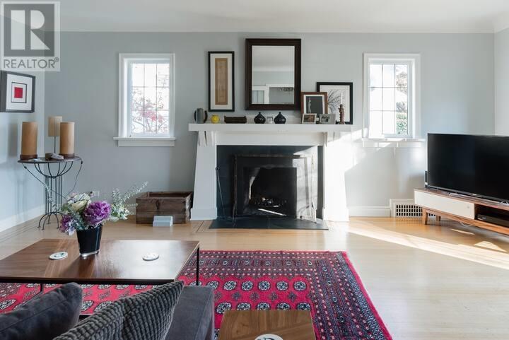 419 W 23rd Avenue, Vancouver, British Columbia  V5Y 2H5 - Photo 5 - R2863894