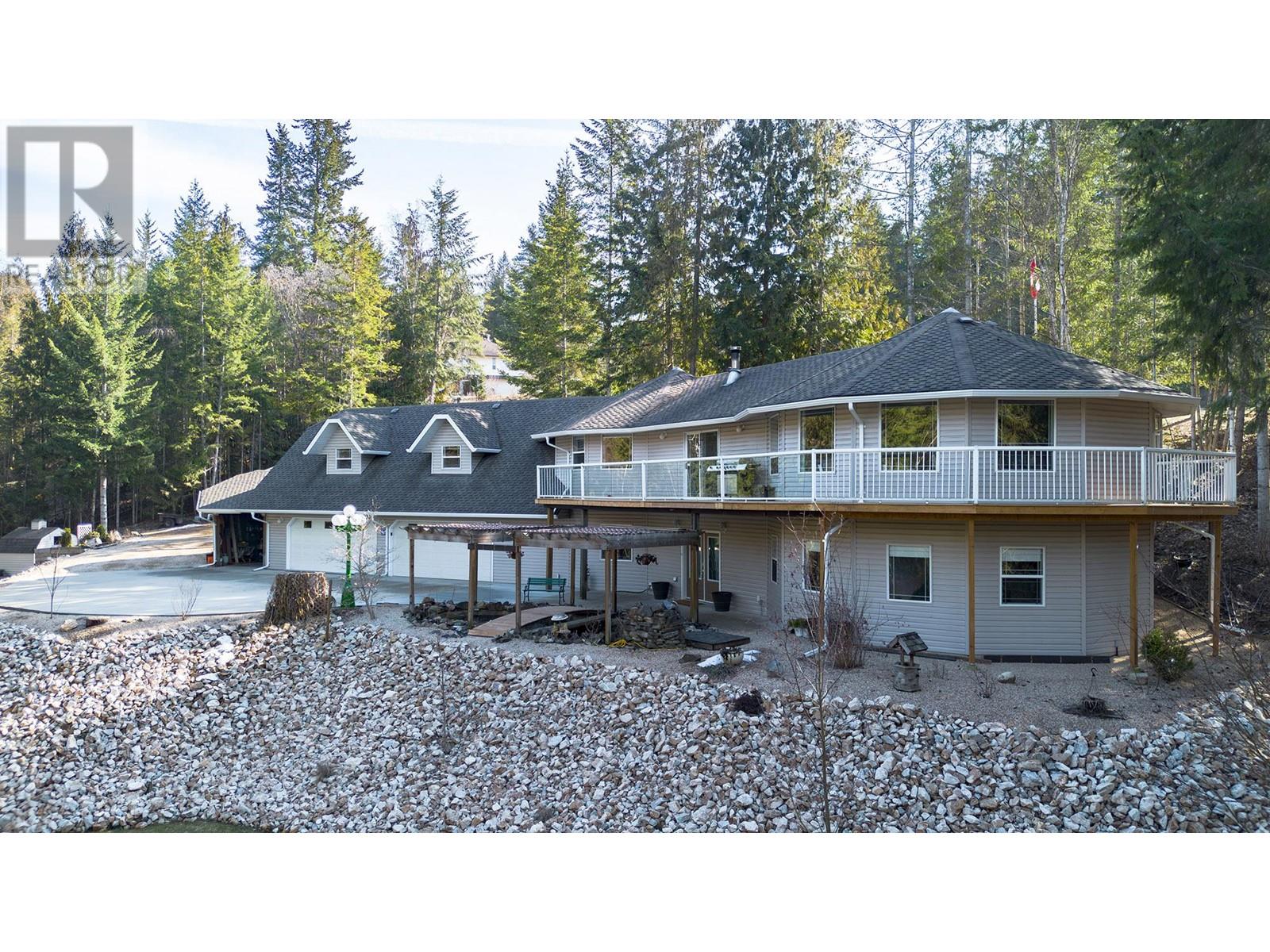 2743 Lake Mount Place, Blind Bay, British Columbia  V0E 1H1 - Photo 1 - 10308430