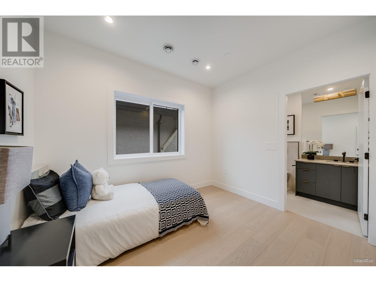 1712 E 35 Avenue, Vancouver, British Columbia  V5P 1B4 - Photo 20 - R2863812
