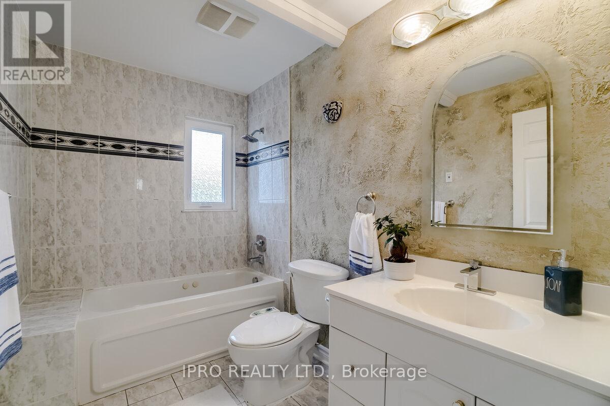 1236 Fleet St, Mississauga, Ontario  L5H 3P5 - Photo 29 - W8178502