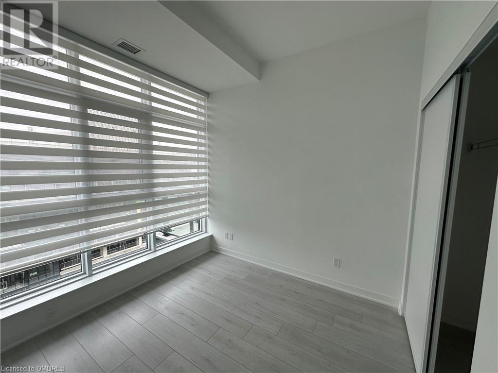 405 Dundas Street W Unit# Ph08, Oakville, Ontario  L6M 5P4 - Photo 32 - 40560132