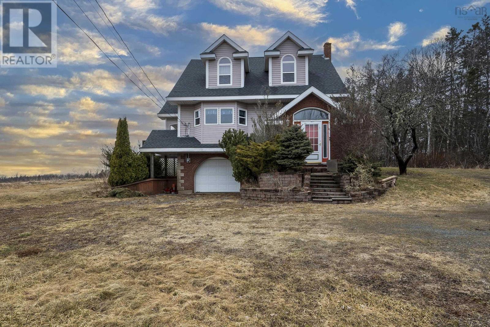 7889 Highway 215, Cambridge, Nova Scotia  B0N 2R0 - Photo 2 - 202405705