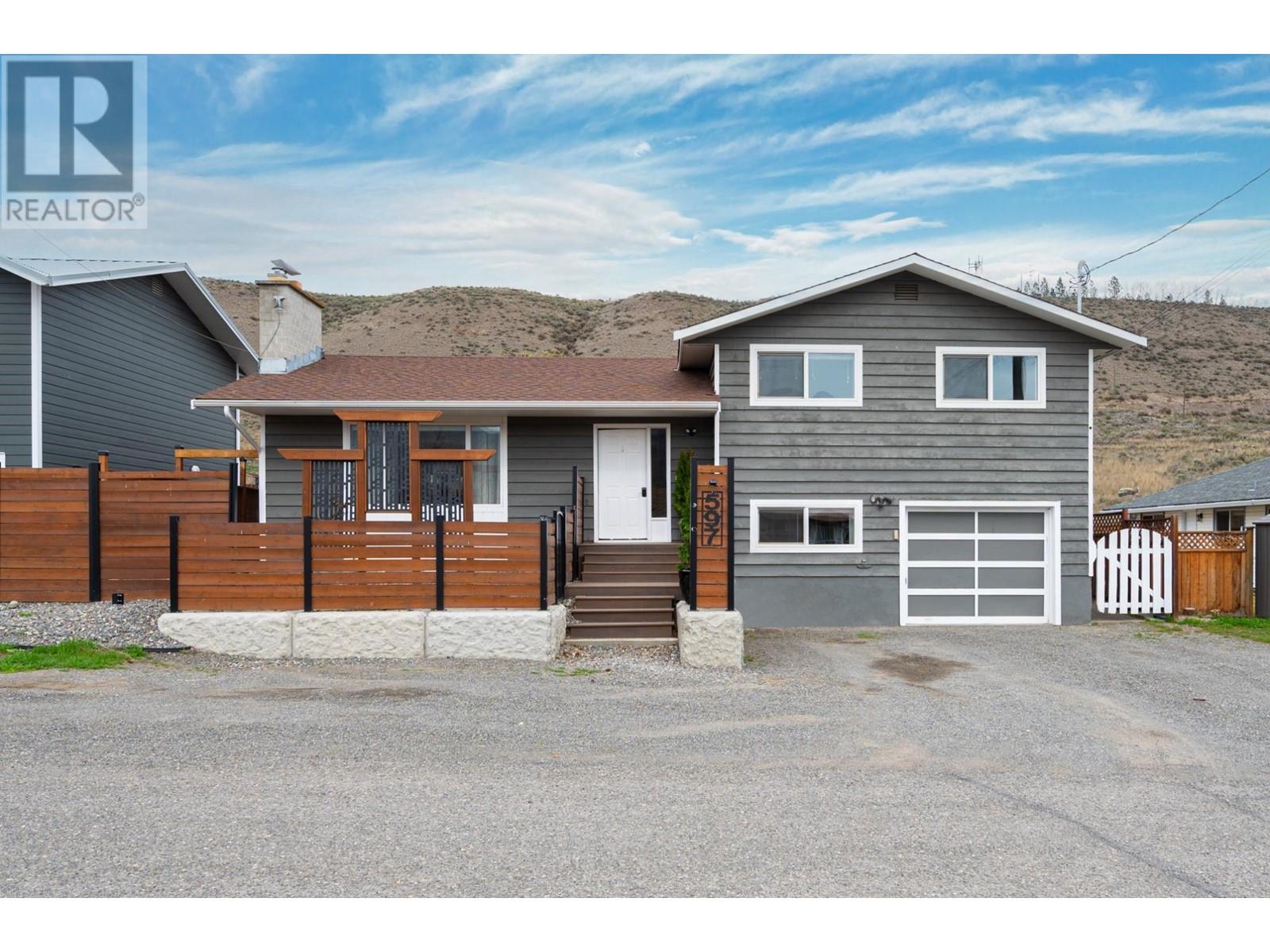 597 Pine Street, Ashcroft, British Columbia  V0K 1A0 - Photo 1 - 177471
