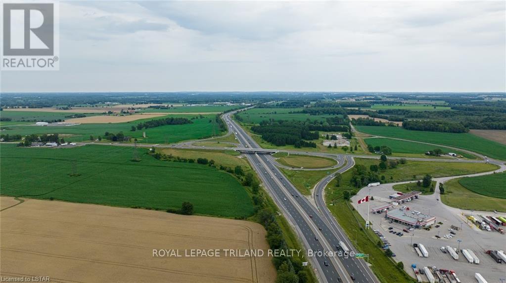 2703 Bradley Ave, Thames Centre, Ontario  N6M 1H6 - Photo 8 - X8179960