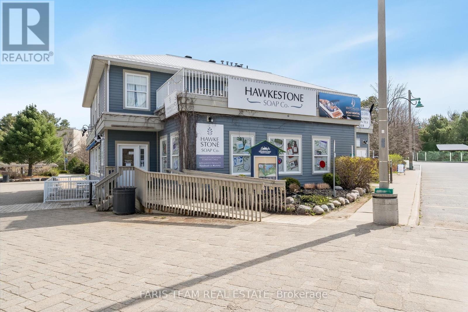 900 Bay St, Gravenhurst, Ontario  P1P 1Z9 - Photo 1 - X8179556