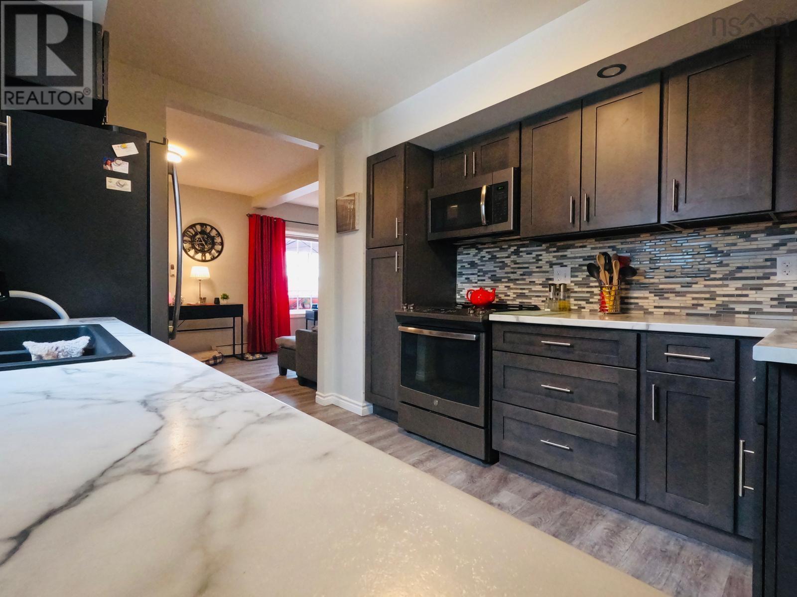 33 Central Street, Sydney, Nova Scotia  B1P 2A7 - Photo 15 - 202405715