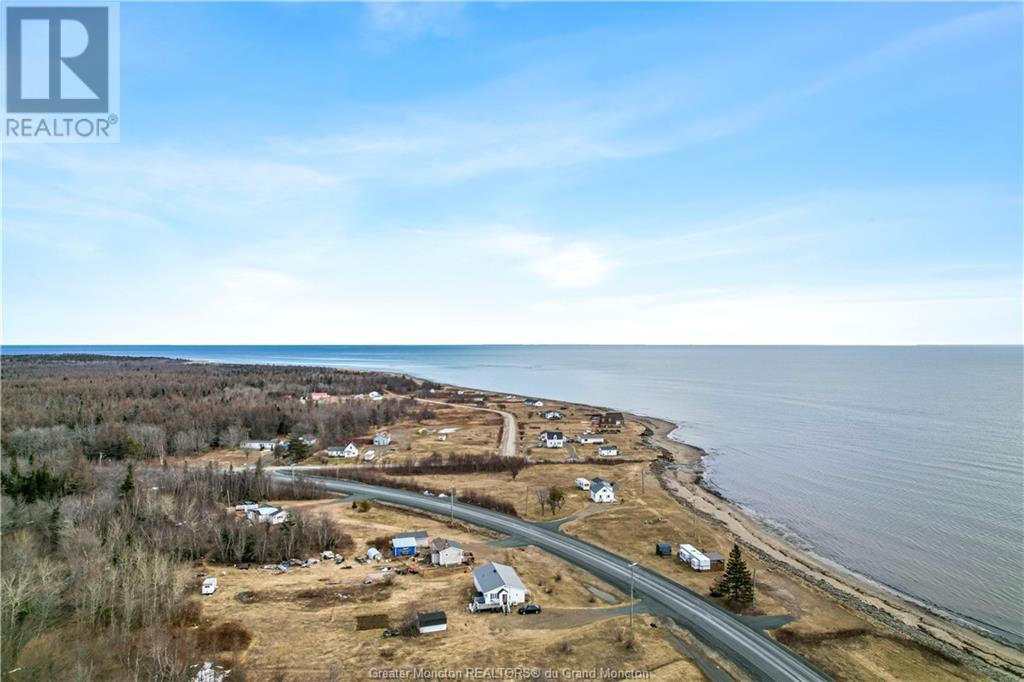 40 Robichaud Rd, Pointe-Sapin, New Brunswick  E9A 1S9 - Photo 8 - M157571