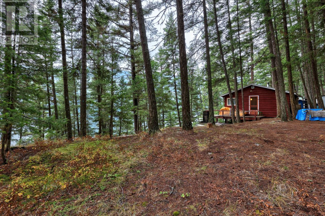 2380 Heffley Lake Road, Heffley, British Columbia  V0E 1Z1 - Photo 11 - 177476