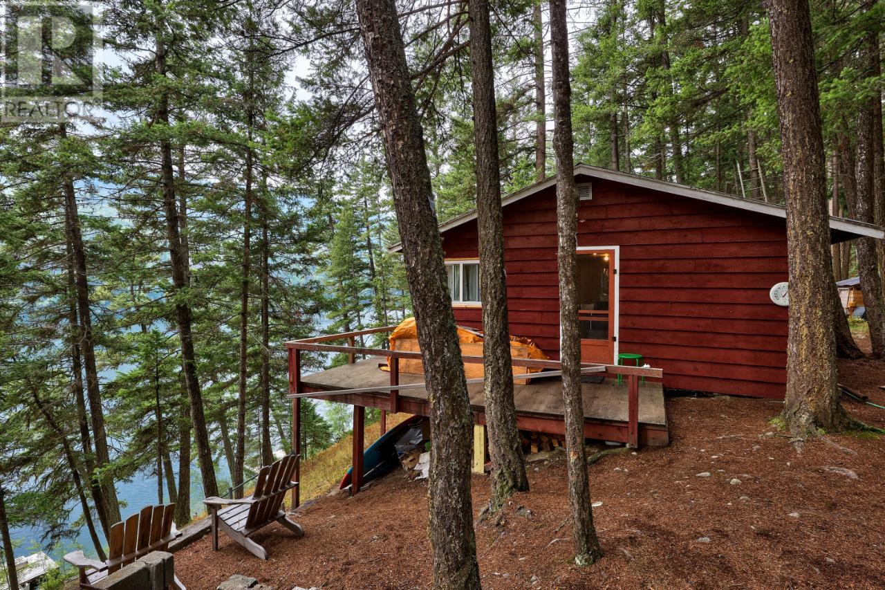 2380 Heffley Lake Road, Heffley, British Columbia  V0E 1Z1 - Photo 3 - 177476