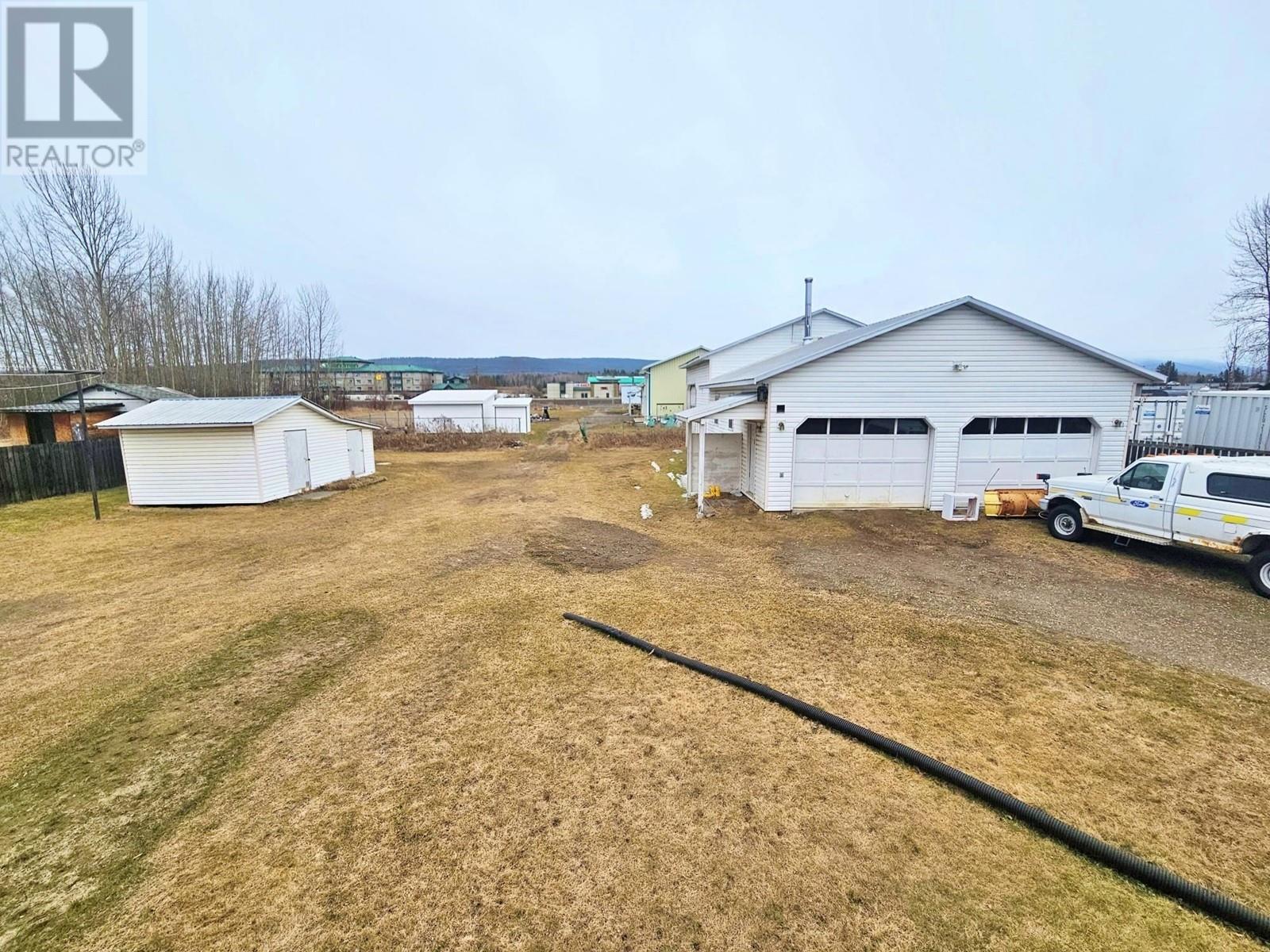 1002 Maple Heights Road, Quesnel, British Columbia  V2J 3X3 - Photo 3 - R2863932