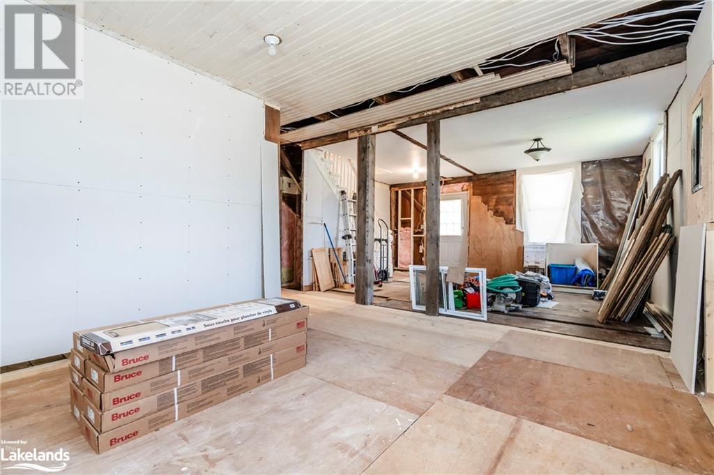 61 Robert Street W, Penetanguishene, Ontario  L9M 1N2 - Photo 19 - 40561569