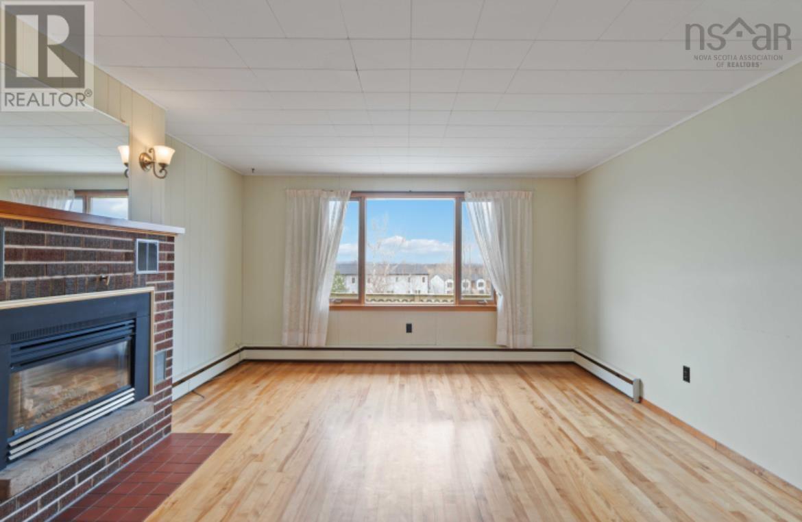 10 Mountain View Street, Kentville, Nova Scotia  B4N 1A0 - Photo 6 - 202403702