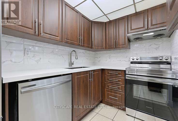 #2110 -115 Hillcrest Ave, Mississauga, Ontario  L5B 3Y9 - Photo 21 - W8180782