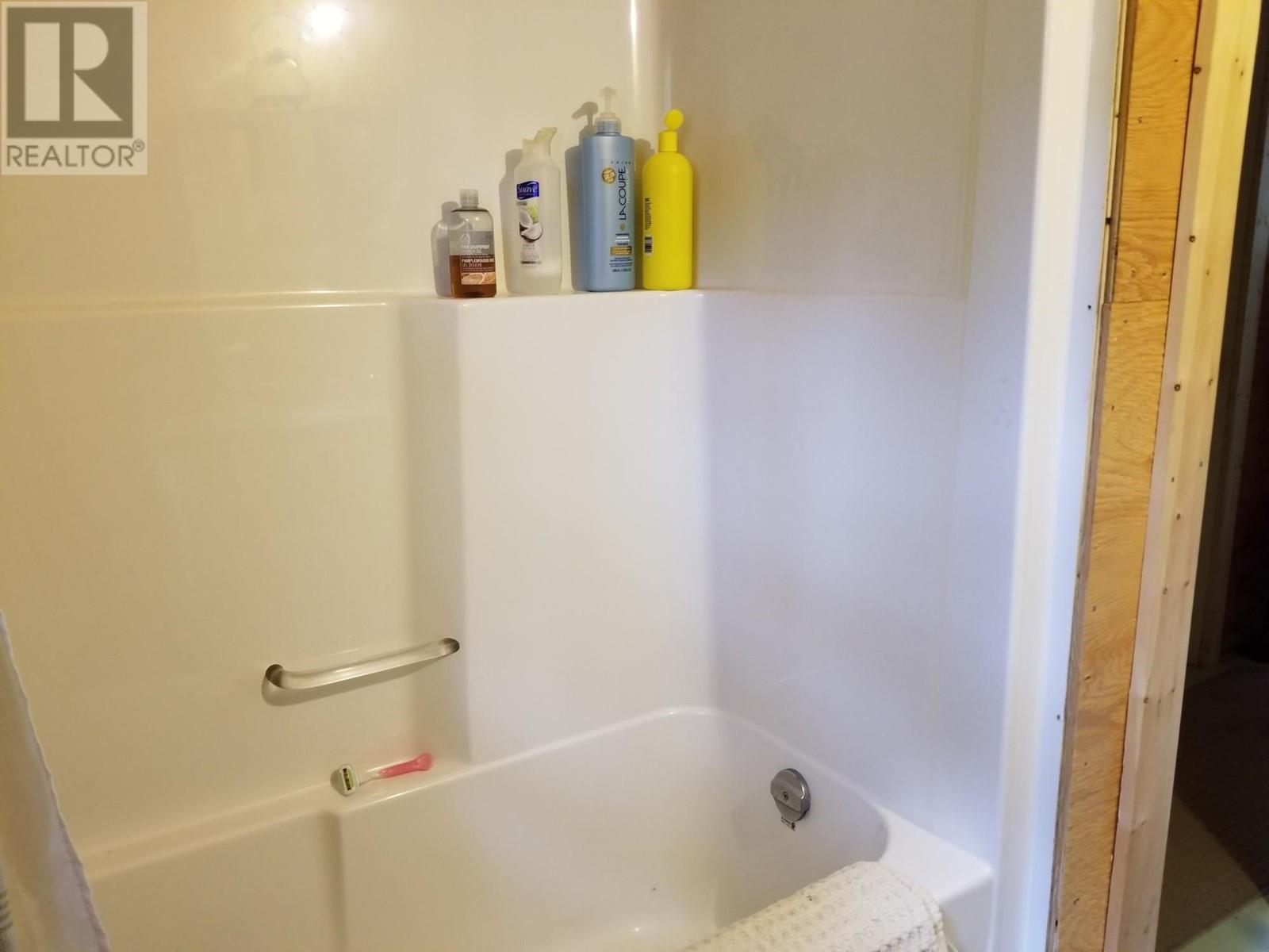 3848/3849 Hutchison Road, Clinton, British Columbia    - Photo 14 - 177481