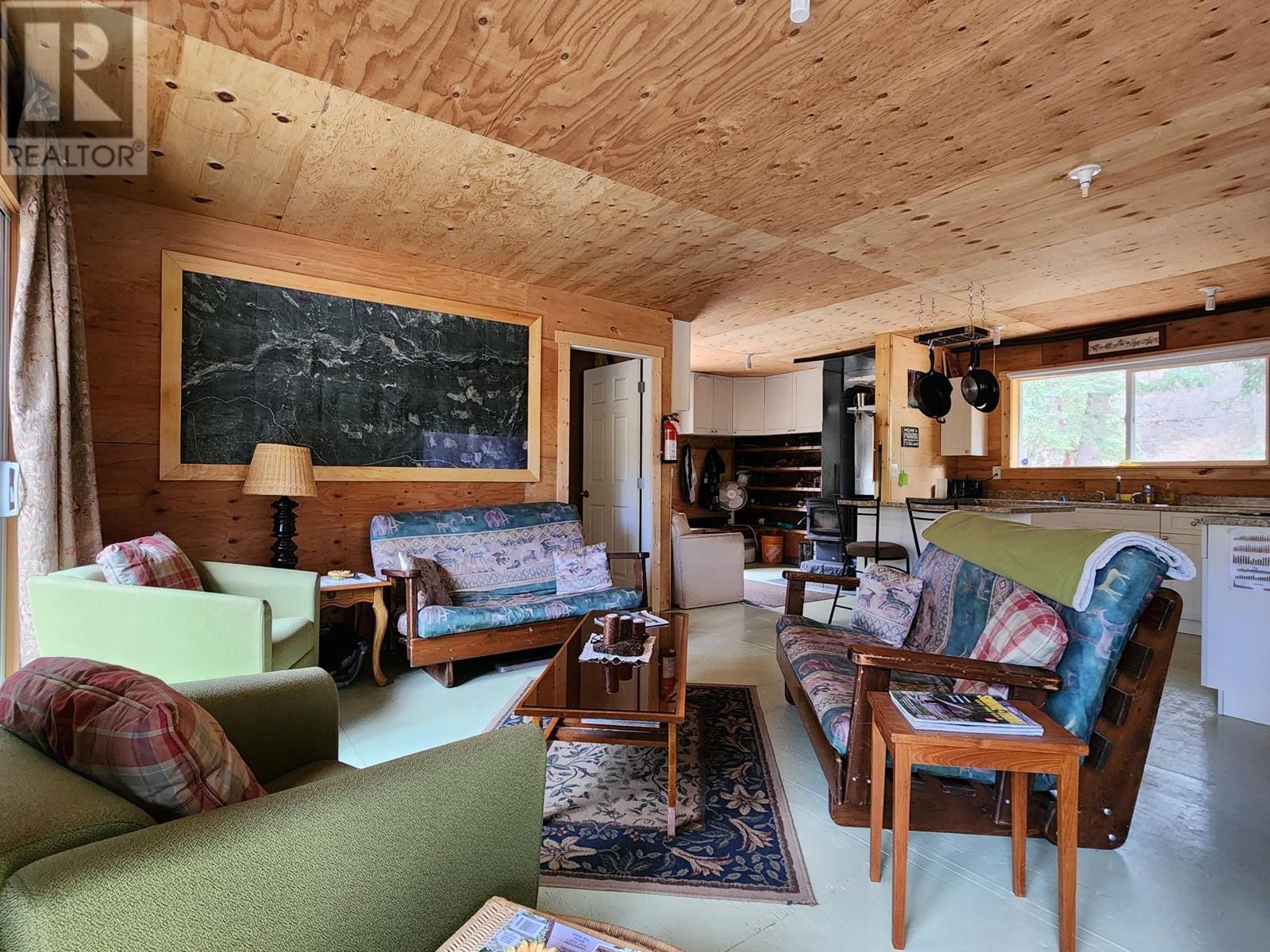 3848/3849 Hutchison Road, Clinton, British Columbia    - Photo 9 - 177481