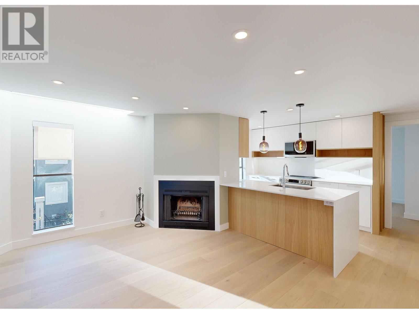 304 936 Bute Street, Vancouver, British Columbia  V6E 1Y8 - Photo 11 - R2864014