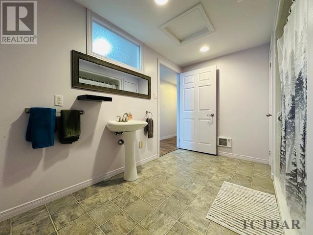10 O'brien Ave, Kapuskasing, Ontario  P5N 1V7 - Photo 36 - TM240563