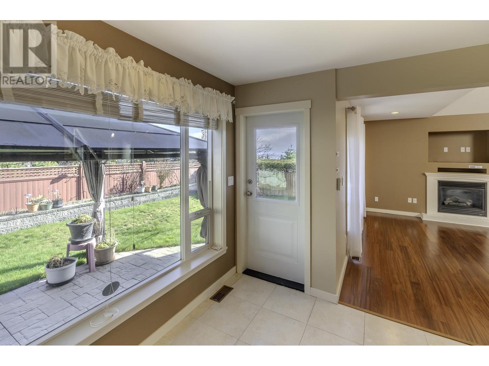 5540 Clayton Avenue, Sechelt, British Columbia  V7Z 0V1 - Photo 12 - R2856931