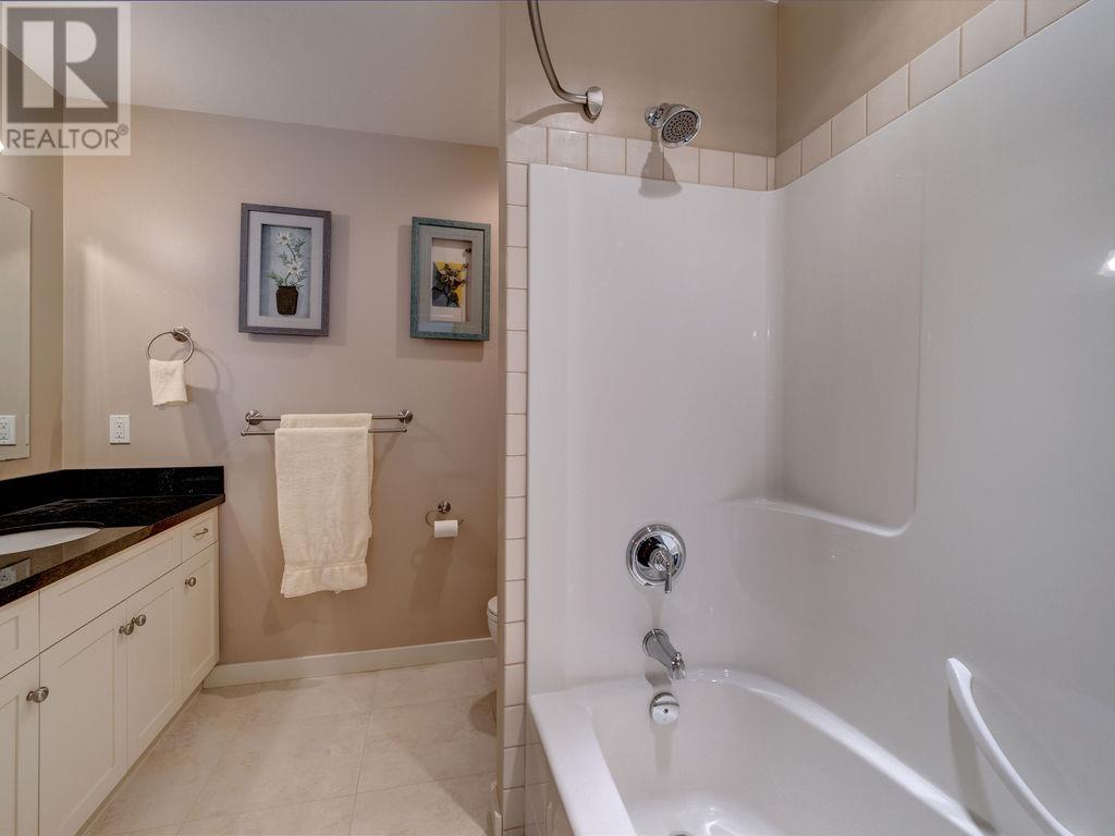 5540 Clayton Avenue, Sechelt, British Columbia  V7Z 0V1 - Photo 21 - R2856931