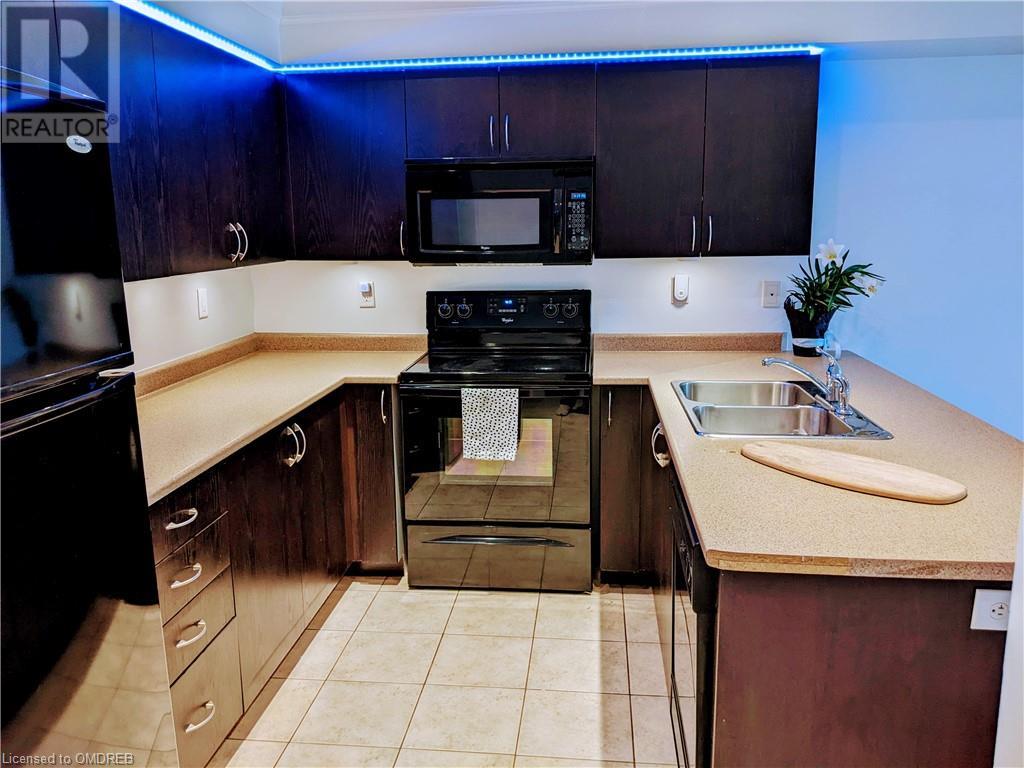 19 Hays Boulevard Unit# 19, Oakville, Ontario  L6H 0H8 - Photo 12 - 40563422