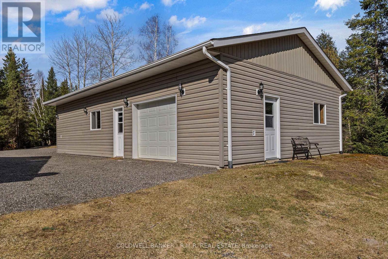 60 Crystal Lake Rd E, Galway-Cavendish And Harvey, Ontario  K0M 2A0 - Photo 36 - X8181432