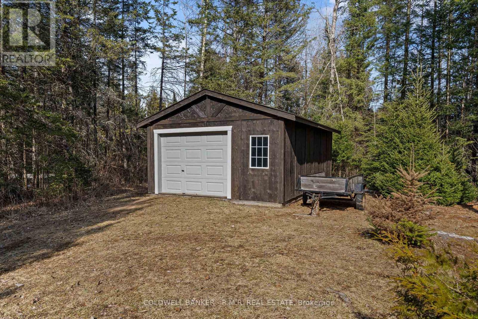 60 Crystal Lake Road E, Galway-Cavendish And Harvey, Ontario  K0M 2A0 - Photo 39 - X8181432