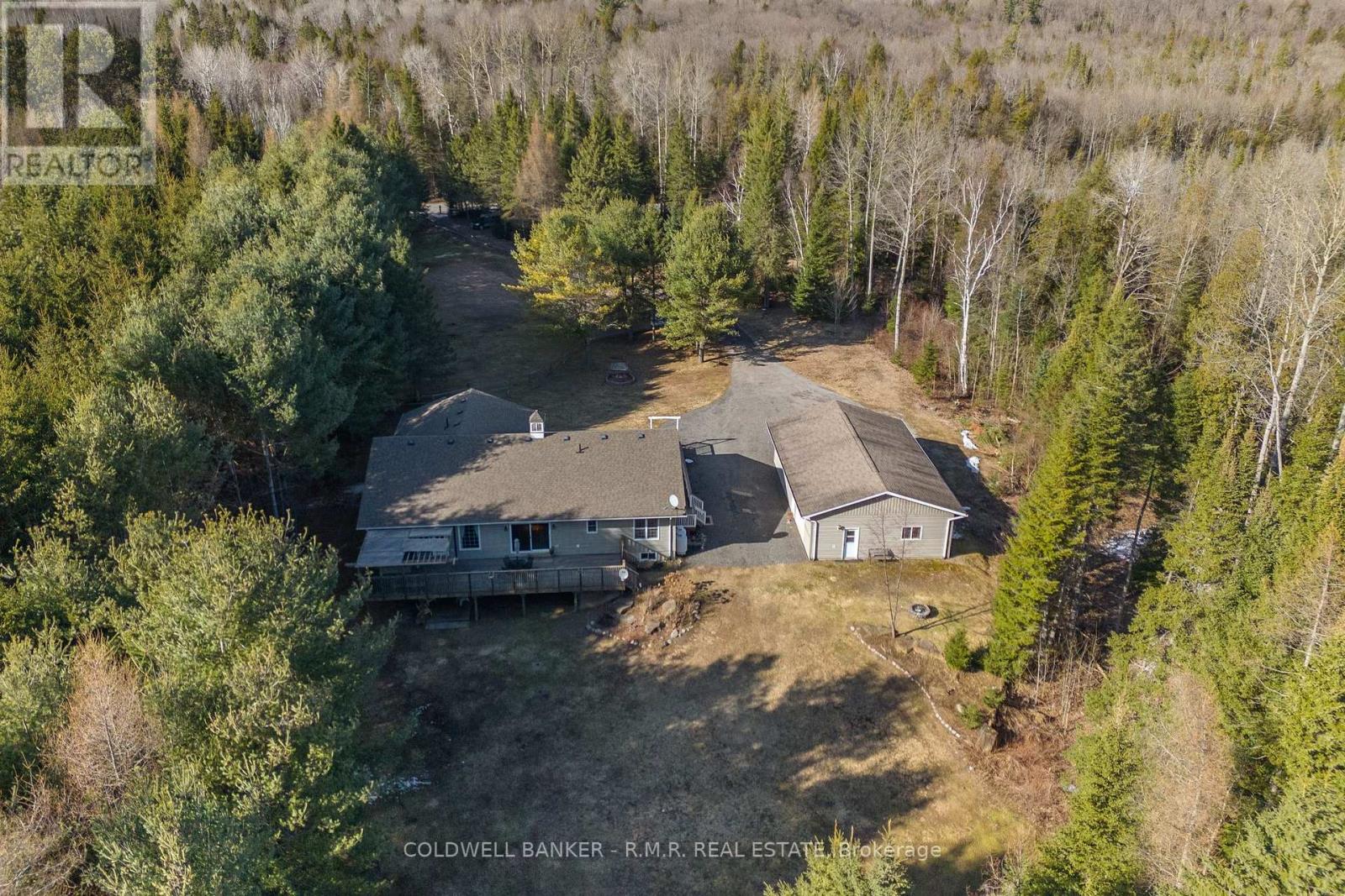 60 Crystal Lake Road E, Galway-Cavendish And Harvey, Ontario  K0M 2A0 - Photo 4 - X8181432