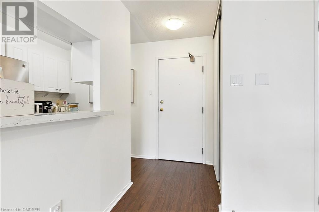 4205 Shipp Drive Unit# 2305, Mississauga, Ontario  L4Z 2Y9 - Photo 5 - 40563473