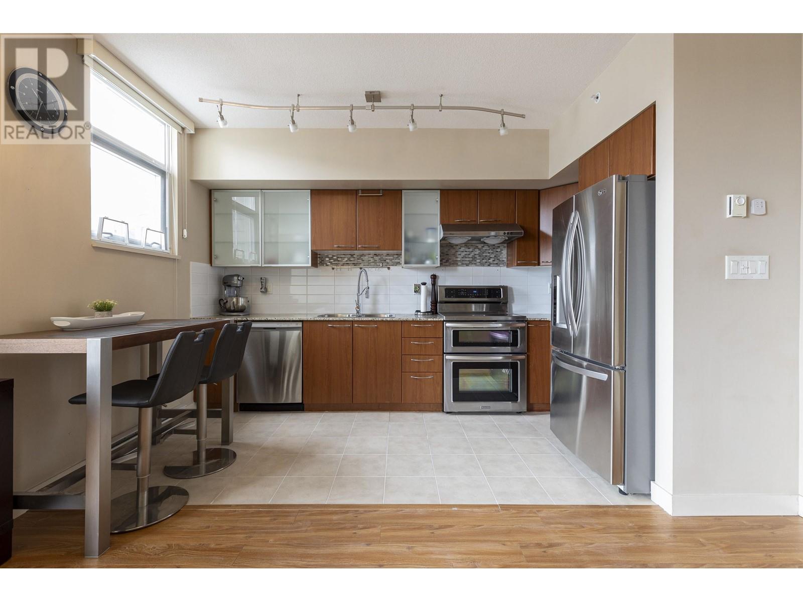 711 4028 Knight Street, Vancouver, British Columbia  V5N 5Y8 - Photo 4 - R2864108