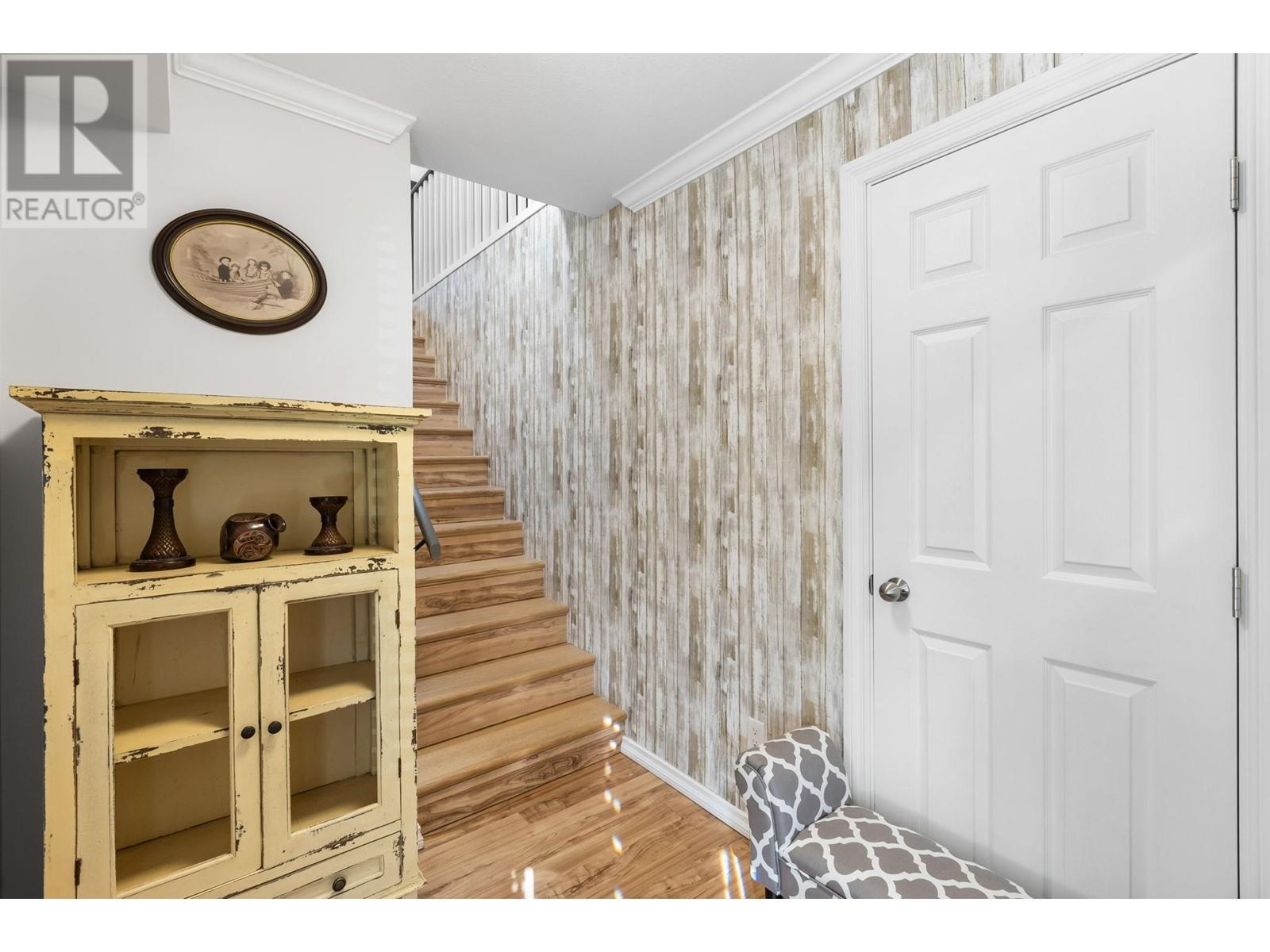 22531 Kendrick Loop, Maple Ridge, British Columbia  V2X 9W5 - Photo 5 - R2863797