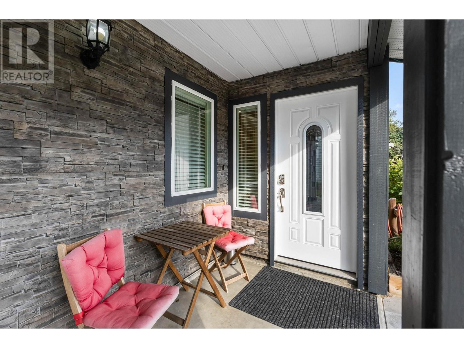 22531 Kendrick Loop, Maple Ridge, British Columbia  V2X 9W5 - Photo 3 - R2863797